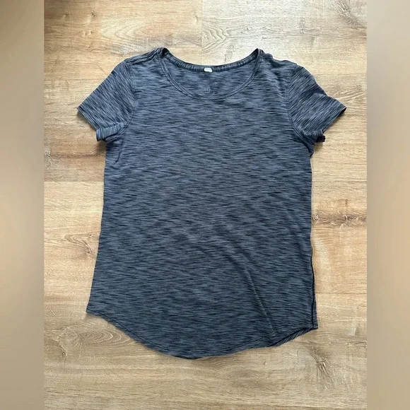 Lululemon Love Tee Short Sleeve Crew Size 6 Space Dye Grey Black - Picture 2 of 6